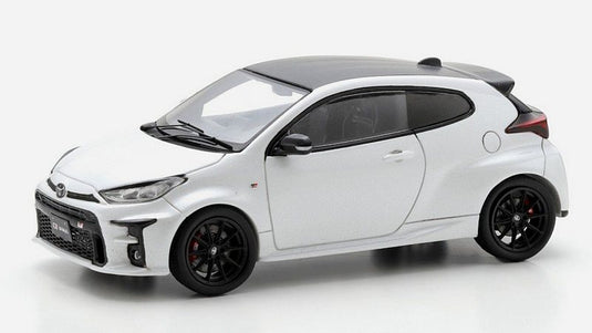 Toyotaトヨタ Yarisヤリス GR 2020 ホワイト / Schuco 1/43 ミニカー