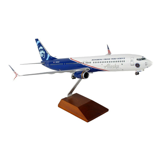 アラスカ航空 Alaska Airlines ボーイング 737-900 N265AK 退役軍人称え特別塗装 / Skymarks 1/100 飛行機模型 旅客機