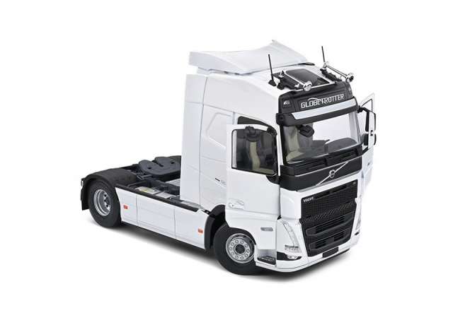 2021 Volvo FH16 Gl XL ホワイト/SOLIDO 1/24ミニカー