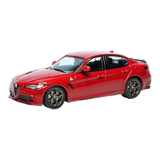 Alfa Romeoアルファロメオ Giuliaジュリア Quadrifoglio 2017 レッド / Solido 1/43 ミニカー