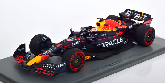 Red Bull RB18 優勝 GPオランダ 世界チャンピオン Verstappen 2022 ケース付き/ Spark 1/18 ミニカー