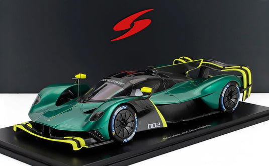 ASTON MARTIN VALKYRIE AMR PRO 2022 グリーンイエロー / Spark 1/18 ミニカー