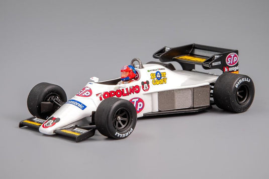 Spirit 101 F1 テスト ブラジル 1984 Emerson Fittipaldi/ Spark 1/43 ミニカー