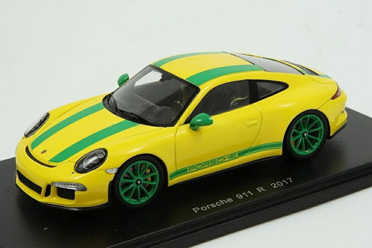 Porsche 911 R 2017 イエロー グリーンストライプ/ Spark 1/43 ミニカー