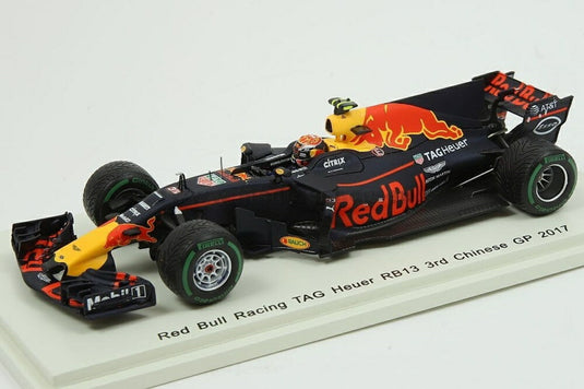Red Bull Racing TAG Heuer RB13 33号車 中国GP 2017 3位 Max Verstappen/ Spark 1/43 ミニカー