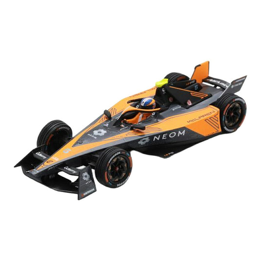 NEOM マクラーレン フォーミュラEチーム