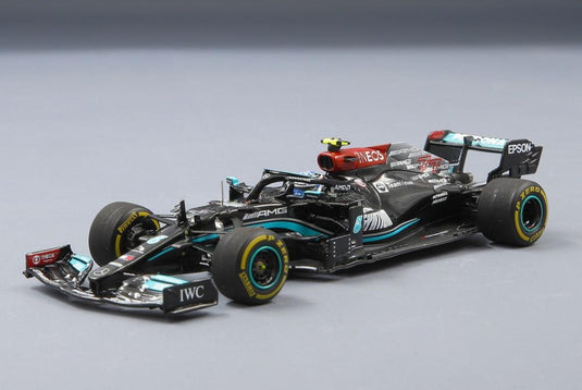 MercedesAMG Petronas F1 W12 E 77号車 イタリアGP 2021 3位 Valtteri Bottas/ Spark 1/43 ミニカー