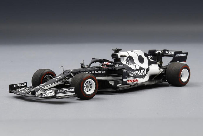 AlphaTauri AT02 22号車 Scuderia AlphaTauri アブダビGP 2021 4位 角田裕毅/ Spark 1/43 ミニカー
