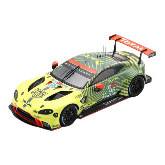 アストンマーチン ヴァンテージ AMR
