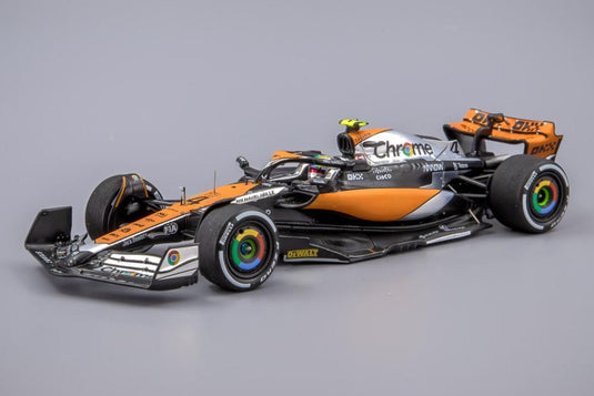 McLaren MCL60 4号車 F1 イギリスGP 2023 2位 Lando Norris ピットボード付/ Spark 1/43 ミニカー