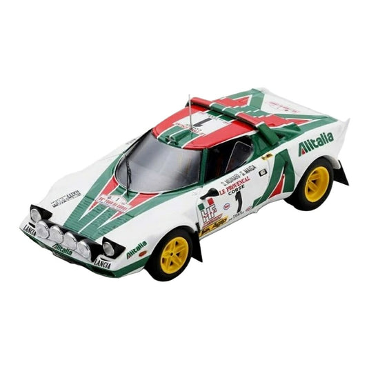 Lanciaランチア Stratosストラトス HF