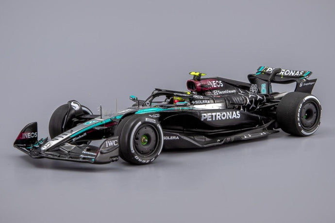 MercedesAMG PETRONAS F1 W15E 44号車 バーレーンGP 2024 Lewis Hamilton/ Spark 1/43 ミニカー
