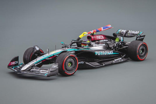 MercedesAMG Petronas F1 W15 E 44号車 F1 イギリスGP 2024 優勝 Lewis Hamilton イギリス国旗付/ Spark 1/43 ミニカー