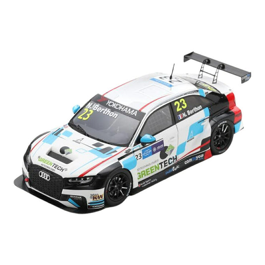 アウディ RS3 LMS