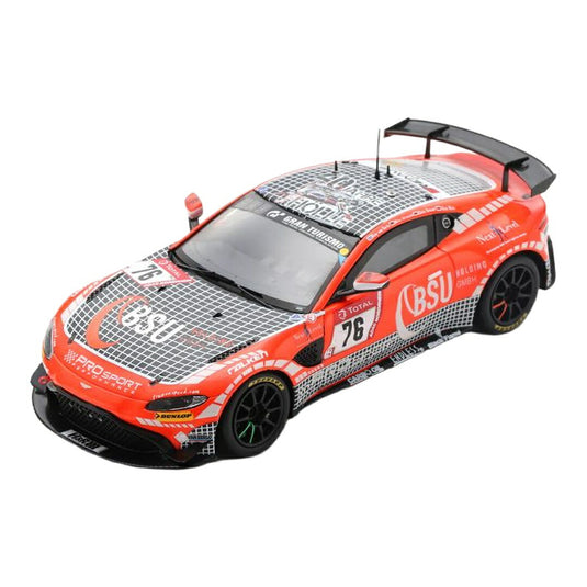 アストンマーチン ヴァンテージ AMR GT4