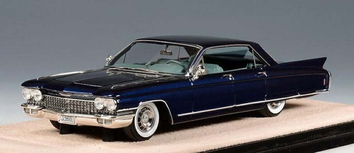 【予約】2026年発売予定CADILLAC ELDORADO BROUGHAM ピニンファリーナ 1960 ブルーメタリック/ STAMP-MODELS 1/43 ミニカー
