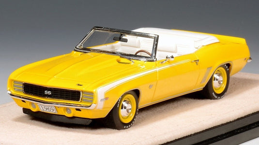 【予約】8-10月以降発売予定CHEVROLET カマロ SS/RS カブリオレ オープン 1969 イエロー / STAMP-MODELS 1/43 ミニカー