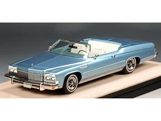 【予約】12月以降発売予定BUICK - LESABRE CUSTOM CONVERTIBLE OPEN 1975 - BLUE HAZE MET /STAMP-MODELS 1/43 ミニカー