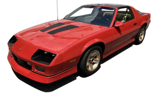 【予約】CHEVROLET CAMARO IROC 1985 レッド / Sun Star 1/18 ミニカー