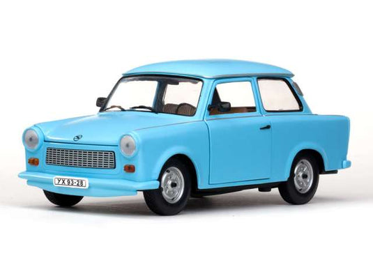 Trabant 601 ライトブルー/SunStar 1/18ミニカー