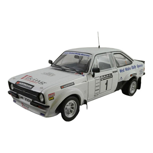 Fordフォード Escortエスコート RS 1800 2009 ホワイト No.1 R.A.C.ラリー / Sun Star 1/18 ミニカー