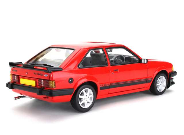 ギャラリービューアに画像をロードする, 1984 Ford Escort RS 1600i サンバーストレッドミニカー/ Sun Star1/18
