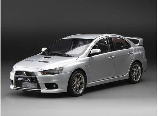 三菱 ランサーエボリューション X クールシルバー Lancer Evo X ランエボ / Sun Star 1/18 ミニカー
