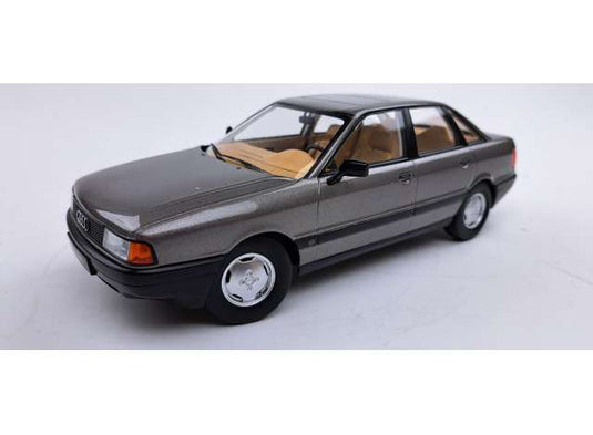 1989 Audi 80 B3 ストーングレーメタリック/TRIPLE9 1/18ミニカー