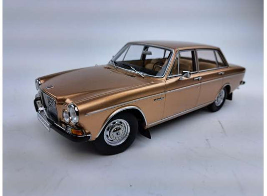 1970 Volvo 164 ゴールドメタリック ベージュ内装/TRIPLE9 1/18ミニカー