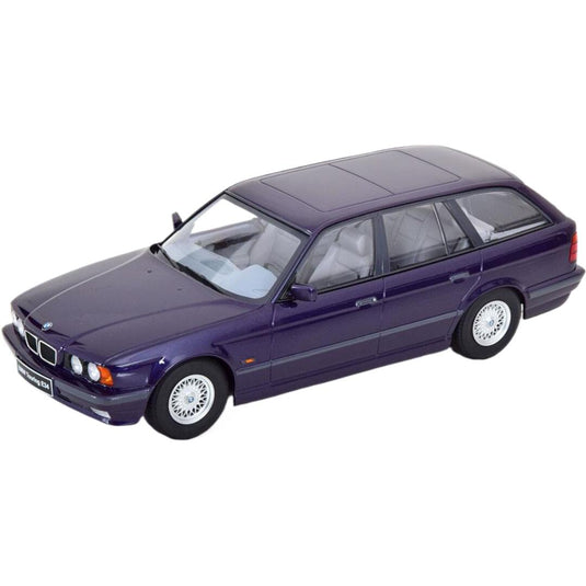 BMW 5er Serie E34 Touringツーリング 1996 パープルメタリック / TRIPLE9 1/18 ミニカー