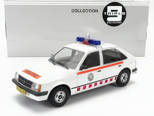 OPEL - KADETT D DUTCH POLICE 1984 - WHITE ORANGE/TRIPLE9 1/18ミニカー
