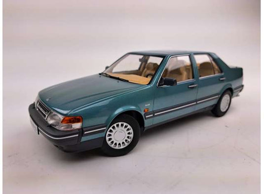 1990 Saab 9000 CD ターボ グリーンメタリック/TRIPLE9 1/18ミニカー