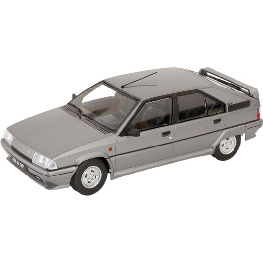 Citroenシトロエン BX GTI 1990 シルバーグレーメタリック / TRIPLE9 1/18 ミニカー