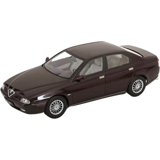 Alfa Romeoアルファロメオ 166 1999 ダークレッドメタリック / TRIPLE9 1/18 ミニカー