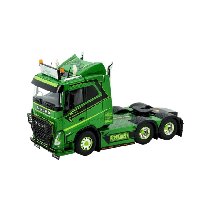 Russel Truckshow Volvo FH05 low roof 6x2 トラクタ　トラック / TEKNO 1/50 建設機械模型 工事車両