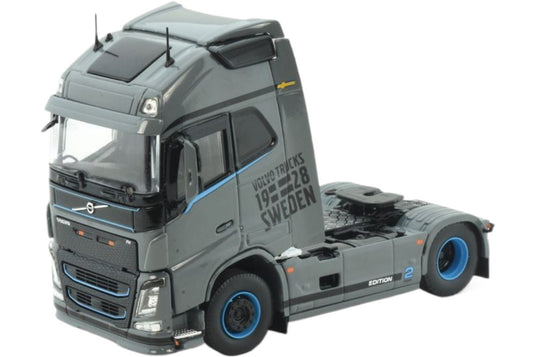 TBP Volvo FH Edition 2 Volvo FH04 Globetrotter XL / TEKNO 1/50 建設機械模型 工事車両