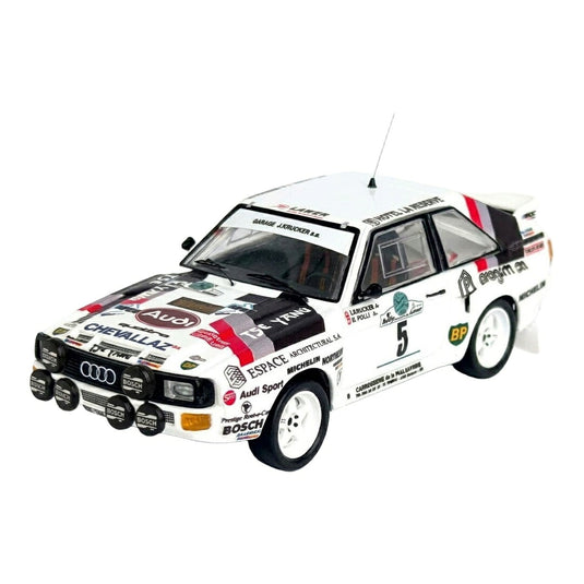 【予約】 Audiアウディ 80 Quattroスポーツ ナイトバージョン
