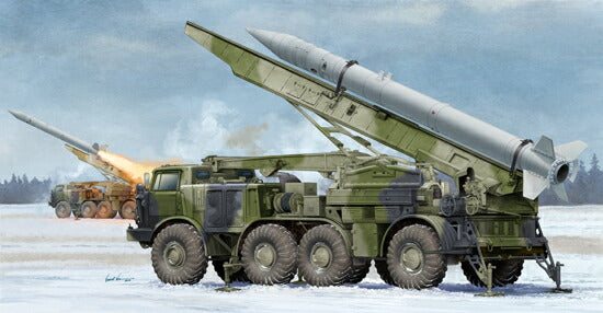 ロシア軍 9K52 ルナM 短距離砲兵ロケットシステム 9P113 TEL 9M21ロケット搭載/ Trumpeter 1/35 模型 プラモデルキット