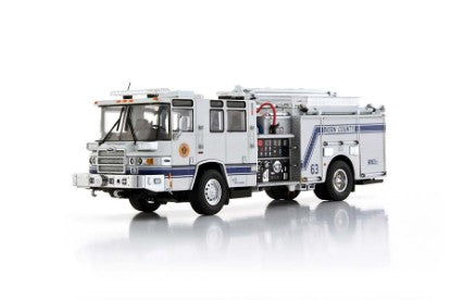 Pierce Quantum 消防ポンプ車 KERN COUNTY #63 / TWH 1/50 建設機械模型 工事車両