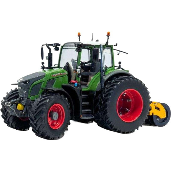 フェント 620 バリオ 6輪 トラクター / Universal Hobbies 1/32 建設機械模型 工事車両