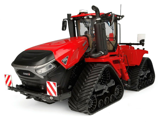 CASE-IH クワッドトラック 785 クローラー トラクター 2020 レッド/ブラック / Univrsal Hobbies 1/32 農機　模型