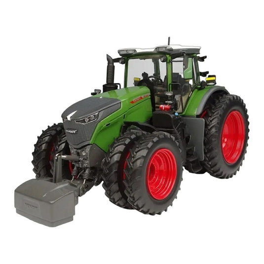 フェント 1052 バリオ アメリカ仕様 デュアルクロップタイヤ 2026 トラクター 農機 / Universal Hobbies 1/32 農業機械模型