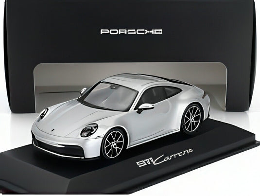 Porsche 911 Carrera クーペ Type 992.2 2024 GTシルバー/ MINICHAMPS 1/43 ポルシェディーラーモデルミニカー