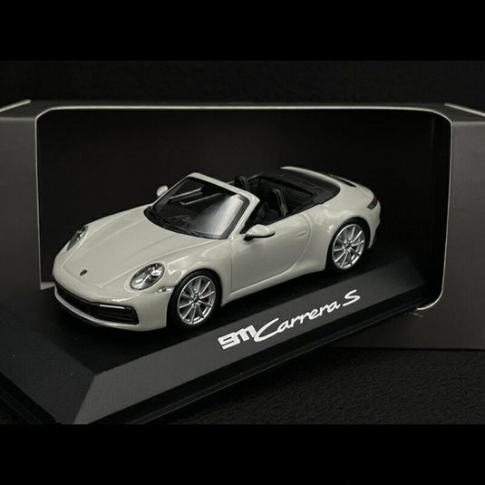 Porsche 911 Carrera S カブリオレ Type 992 2019 チョークグレー/ MINICHAMPS 1/43 ポルシェディーラーモデルミニカー