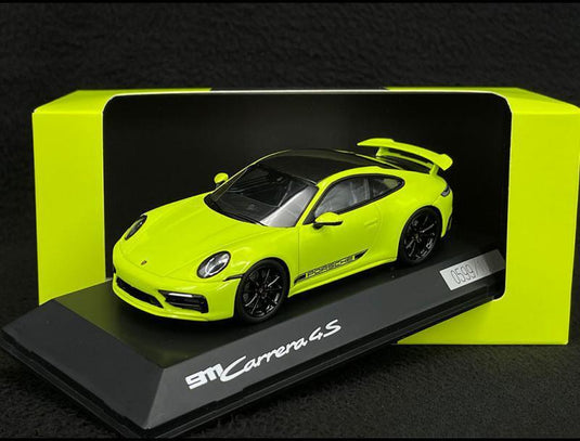 Porscheポルシェディーラーモデル 911 Carrera 4S Coupe Type 992 Aero Kit 2019 Acid Green 1/43 Spark