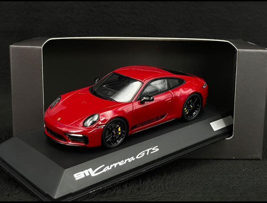 Porscheポルシェディーラーモデル 911 Carrera GTS Type 992 2022 Carmine Red 1/43 Spark