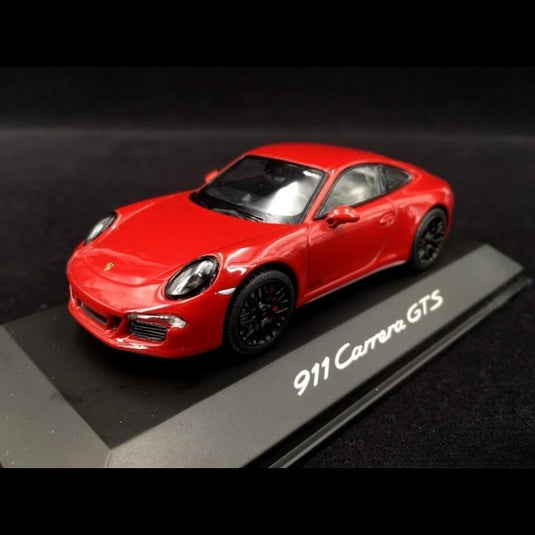 Porsche 911 Type 991 Carrera GTS 2015 ガーズレッド/ Schuco 1/43 ポルシェディーラーモデルミニカー