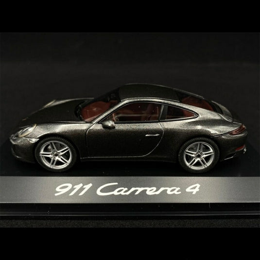 Porsche 911 Type 991 Carrera 4 Phase 2 2015 コレクターアイテム 箱に軽い摩耗 価格反映済/ Herpa 1/43 ポルシェディーラーモデルミニカー