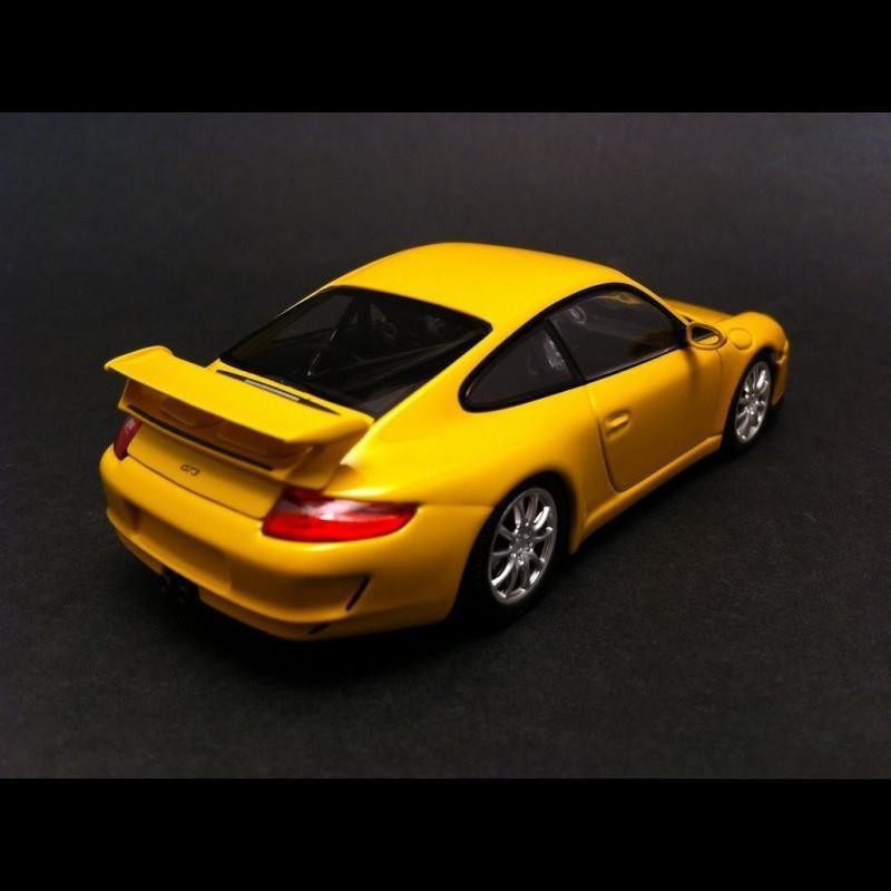 ギャラリービューアに画像をロードする, Porsche 911 GT3 997型 2006年モデル スピードイエロー/Minichamps 1/43ミニカー ポルシェ特注
