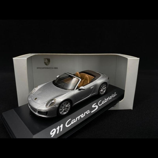Porsche 911 991型 カレラS カブリオレ 2015年 Mk 2 GTシルバーメタリック/Herpa 1/43ミニカー ポルシェ特注